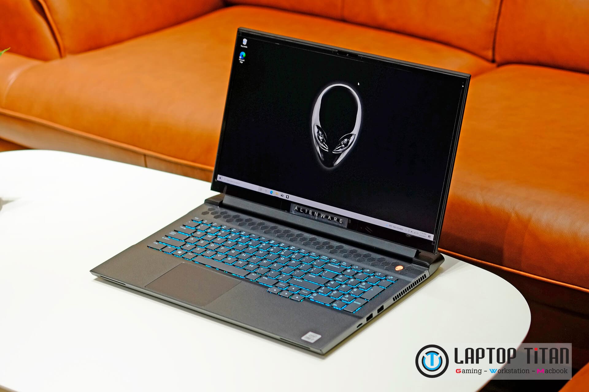 Dell Alienware M17 R4 Laptoptitan 05